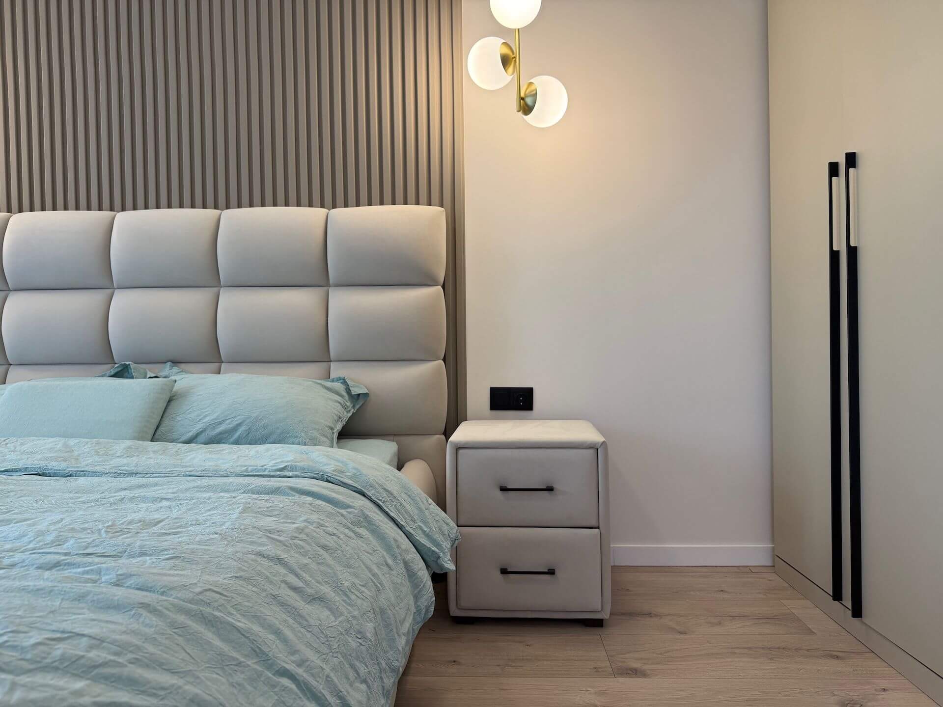 Jaka szafa do sypialni? Wskazówki