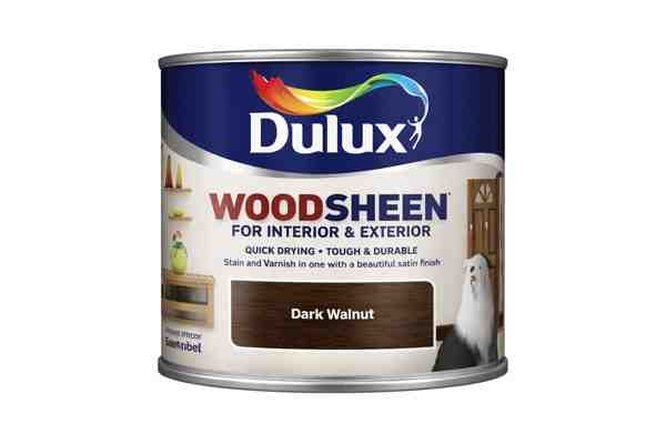 najlepsze farby do drewna na zewnątrz - woodsheen dulux 