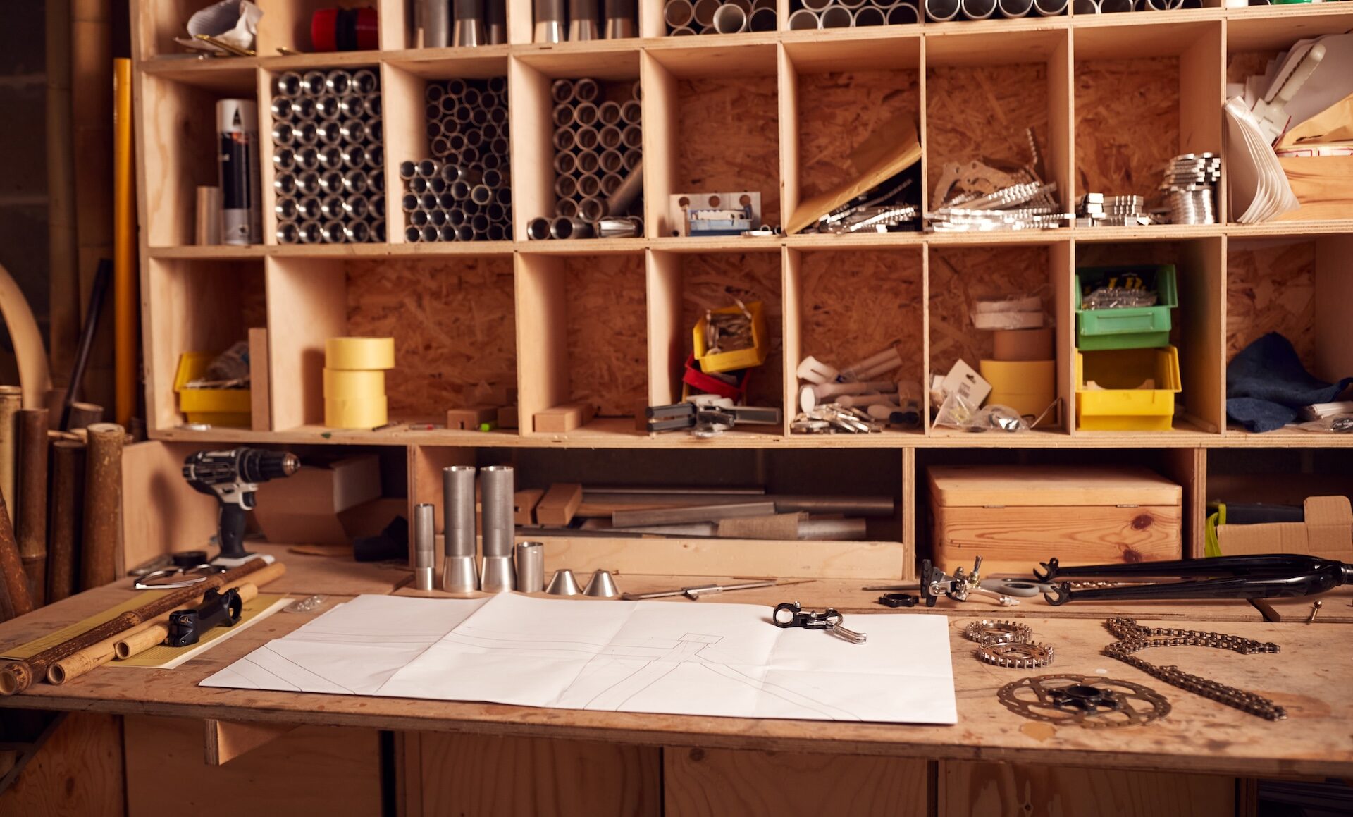 Stół warsztatowy samoróbka – instrukcja wykonania krok po kroku