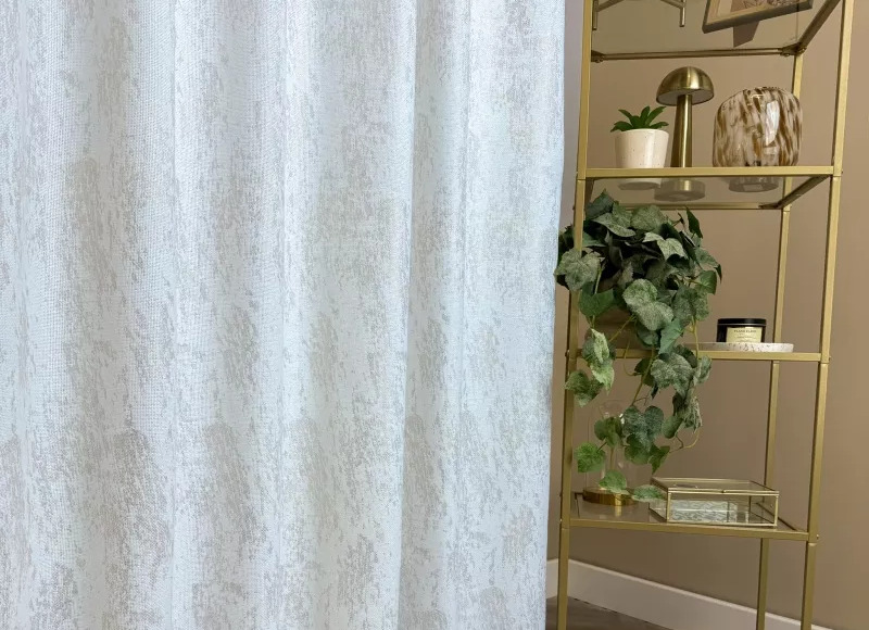 Zasłony glamour – jak urządzić wnętrze w stylu glamour